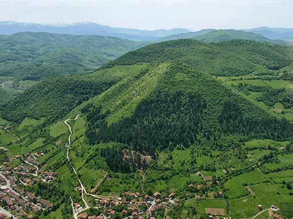 20e-Bosnische-piramides-Visoko 20e-Bosnische-piramides-Visoko